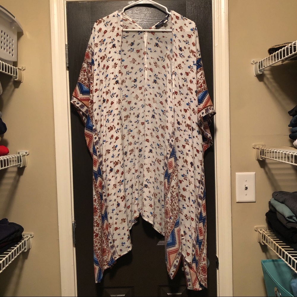 Light Weight Floral Kimono